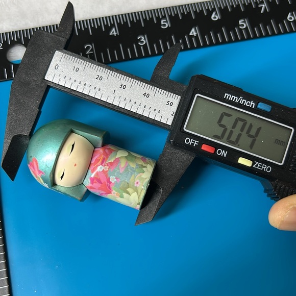 🖤RARE💕Kimmidoll / Kokeshi doll ‘TAKARA’ pendant - Picture 8 of 12